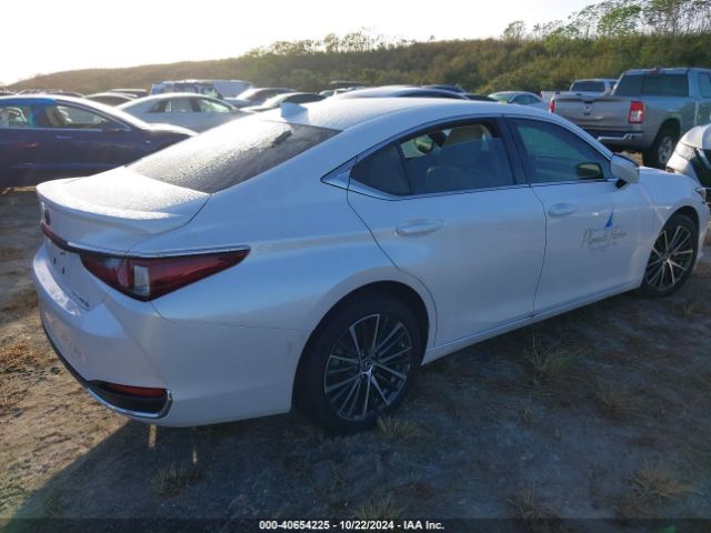 Photo 3 VIN: 58ADA1C17PU035330 - LEXUS ES 