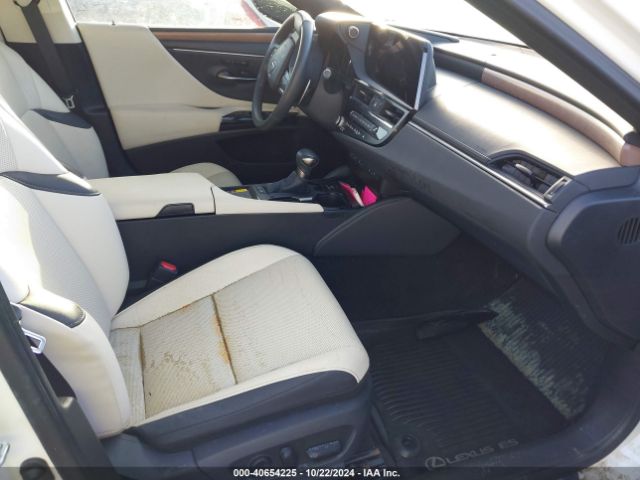 Photo 4 VIN: 58ADA1C17PU035330 - LEXUS ES 