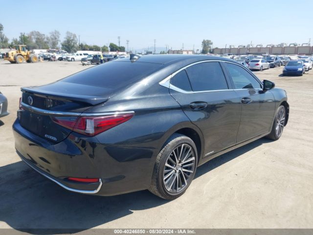 Photo 3 VIN: 58ADA1C18NU025676 - LEXUS ES 