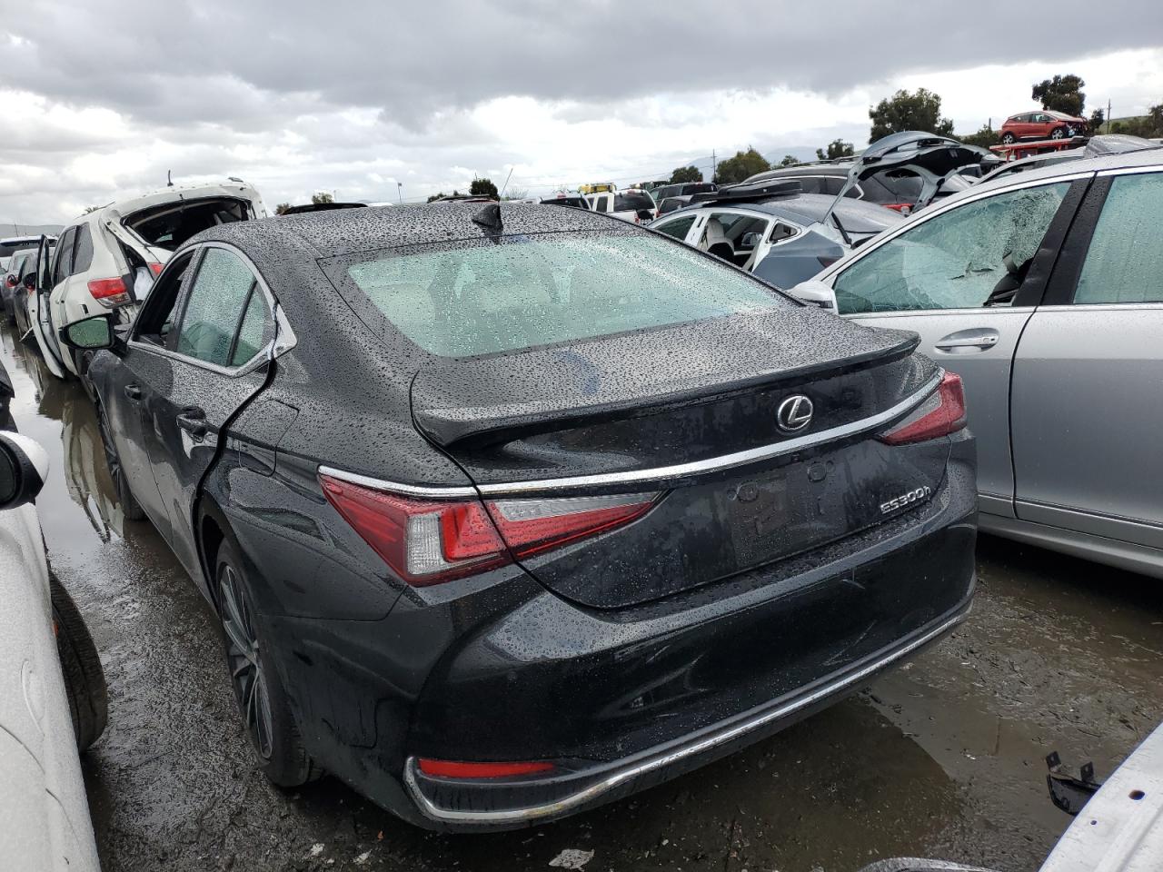 Photo 1 VIN: 58ADA1C19PU036575 - LEXUS ES 