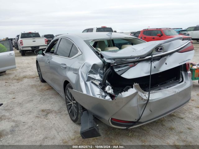 Photo 2 VIN: 58ADA1C1XNU015697 - LEXUS ES 