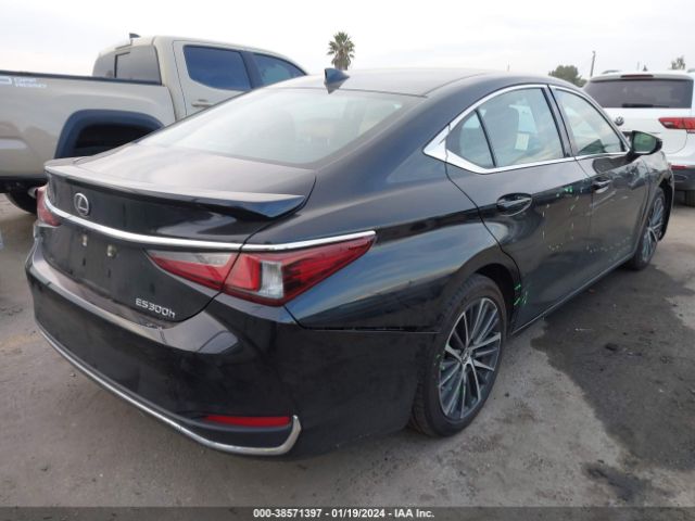 Photo 3 VIN: 58ADA1C1XPU032020 - LEXUS ES 300H 