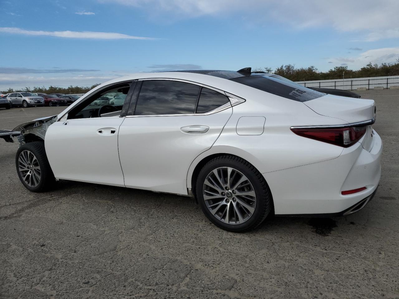 Photo 1 VIN: 58ADZ1B10LU059537 - LEXUS ES 