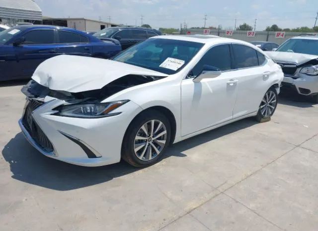 Photo 1 VIN: 58ADZ1B10MU089283 - LEXUS ES 