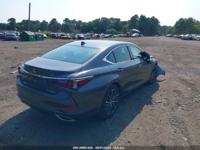 Photo 3 VIN: 58ADZ1B10RU181047 - LEXUS ES 