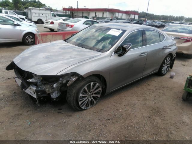 Photo 1 VIN: 58ADZ1B11MU107967 - LEXUS ES 