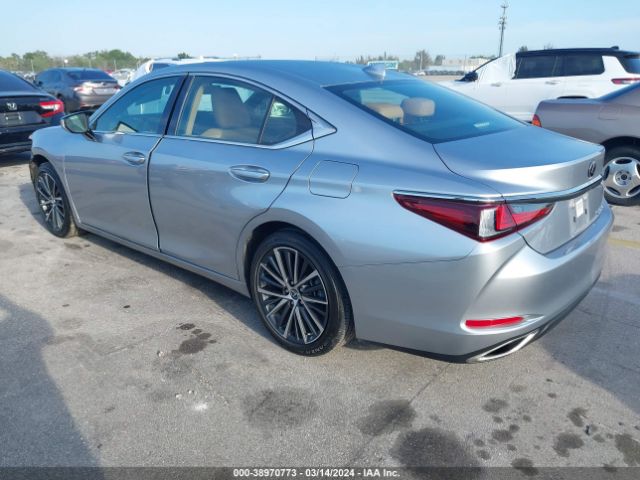 Photo 2 VIN: 58ADZ1B11NU131820 - LEXUS ES 350 