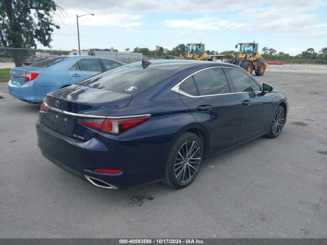 Photo 3 VIN: 58ADZ1B12NU128814 - LEXUS ES 