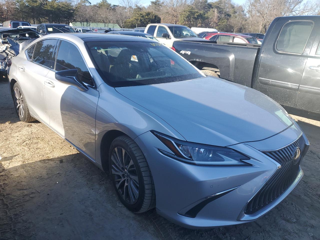 Photo 3 VIN: 58ADZ1B13LU069995 - LEXUS ES 