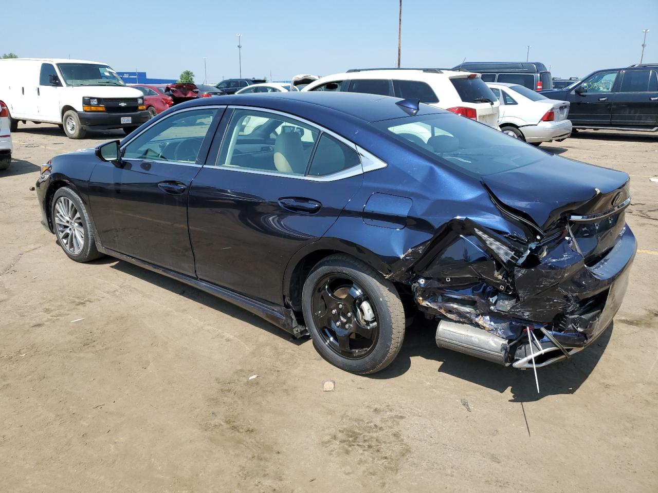 Photo 1 VIN: 58ADZ1B13LU072489 - LEXUS ES 