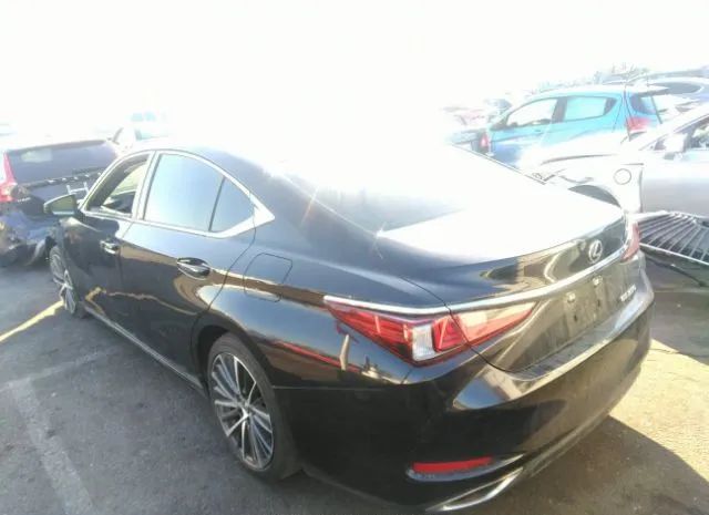 Photo 2 VIN: 58ADZ1B13NU117885 - LEXUS ES 