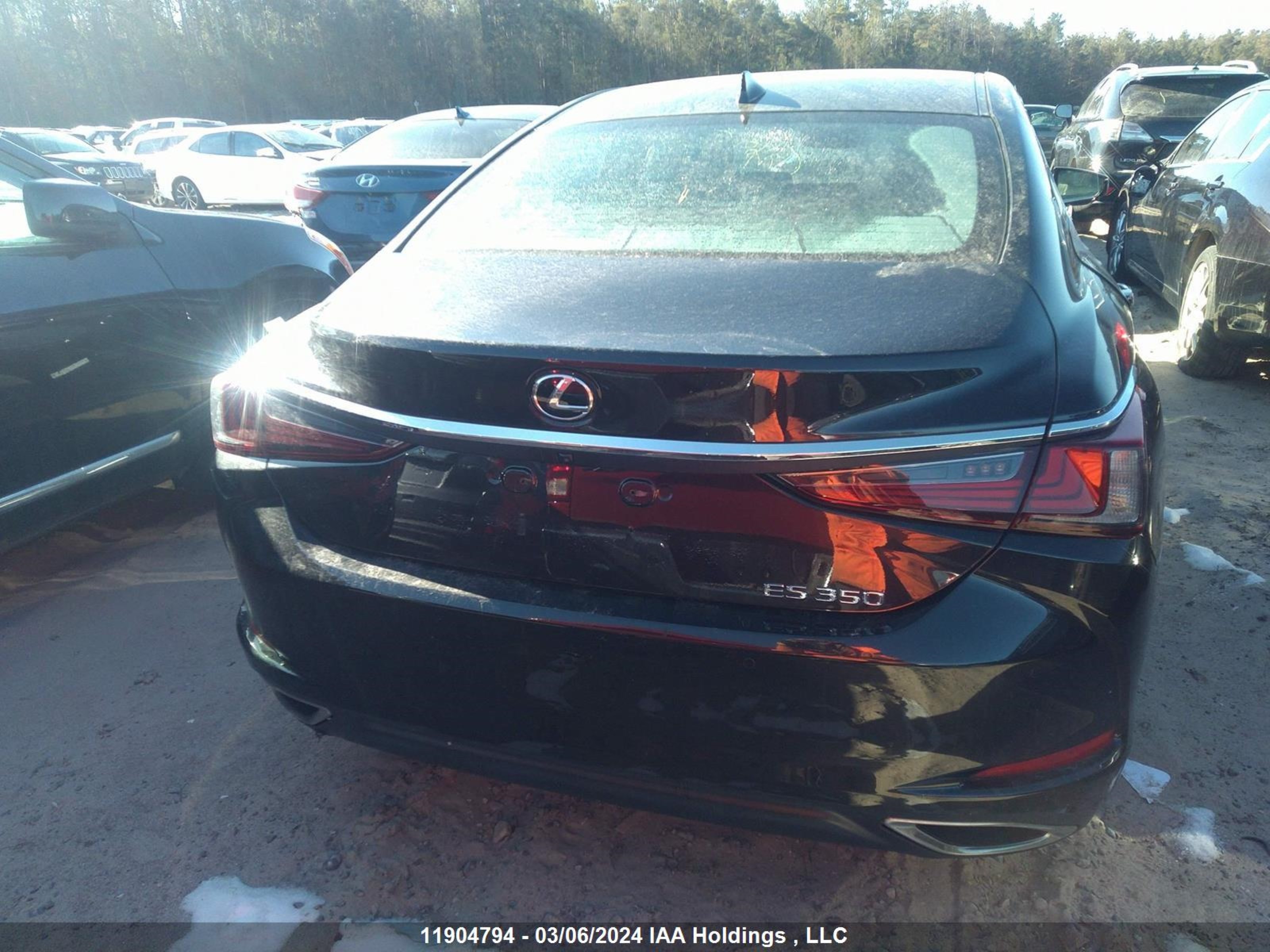 Photo 15 VIN: 58ADZ1B13NU118230 - LEXUS ES 