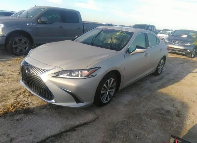 Photo 1 VIN: 58ADZ1B15MU083463 - LEXUS ES 