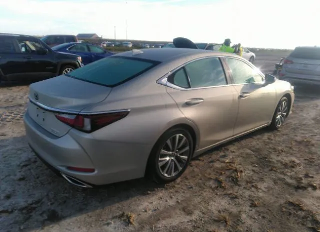 Photo 3 VIN: 58ADZ1B15MU083463 - LEXUS ES 