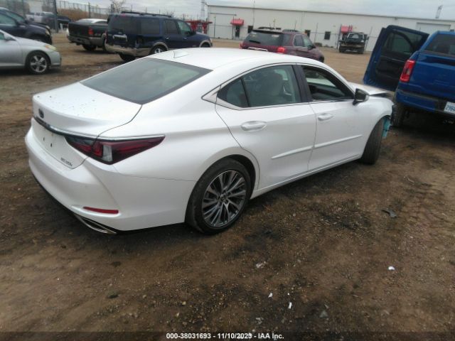 Photo 3 VIN: 58ADZ1B15MU083737 - LEXUS ES 