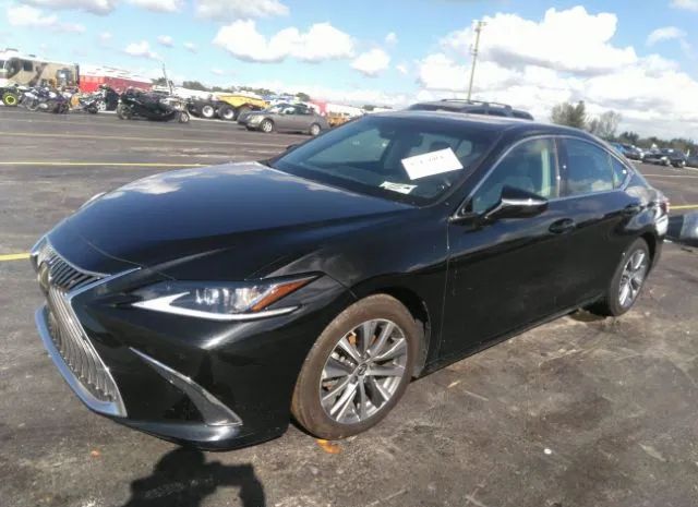 Photo 1 VIN: 58ADZ1B15MU090381 - LEXUS ES 