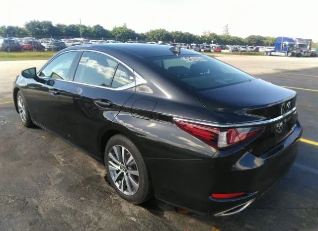 Photo 2 VIN: 58ADZ1B15MU090381 - LEXUS ES 