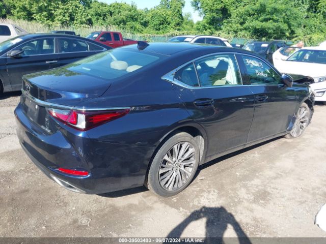 Photo 3 VIN: 58ADZ1B15MU093295 - LEXUS ES 