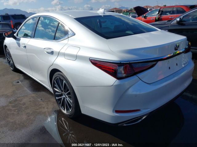 Photo 2 VIN: 58ADZ1B15RU161229 - LEXUS ES 350 