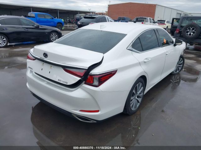 Photo 3 VIN: 58ADZ1B16MU088994 - LEXUS ES 