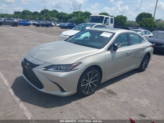 Photo 1 VIN: 58ADZ1B16RU172353 - LEXUS ES 