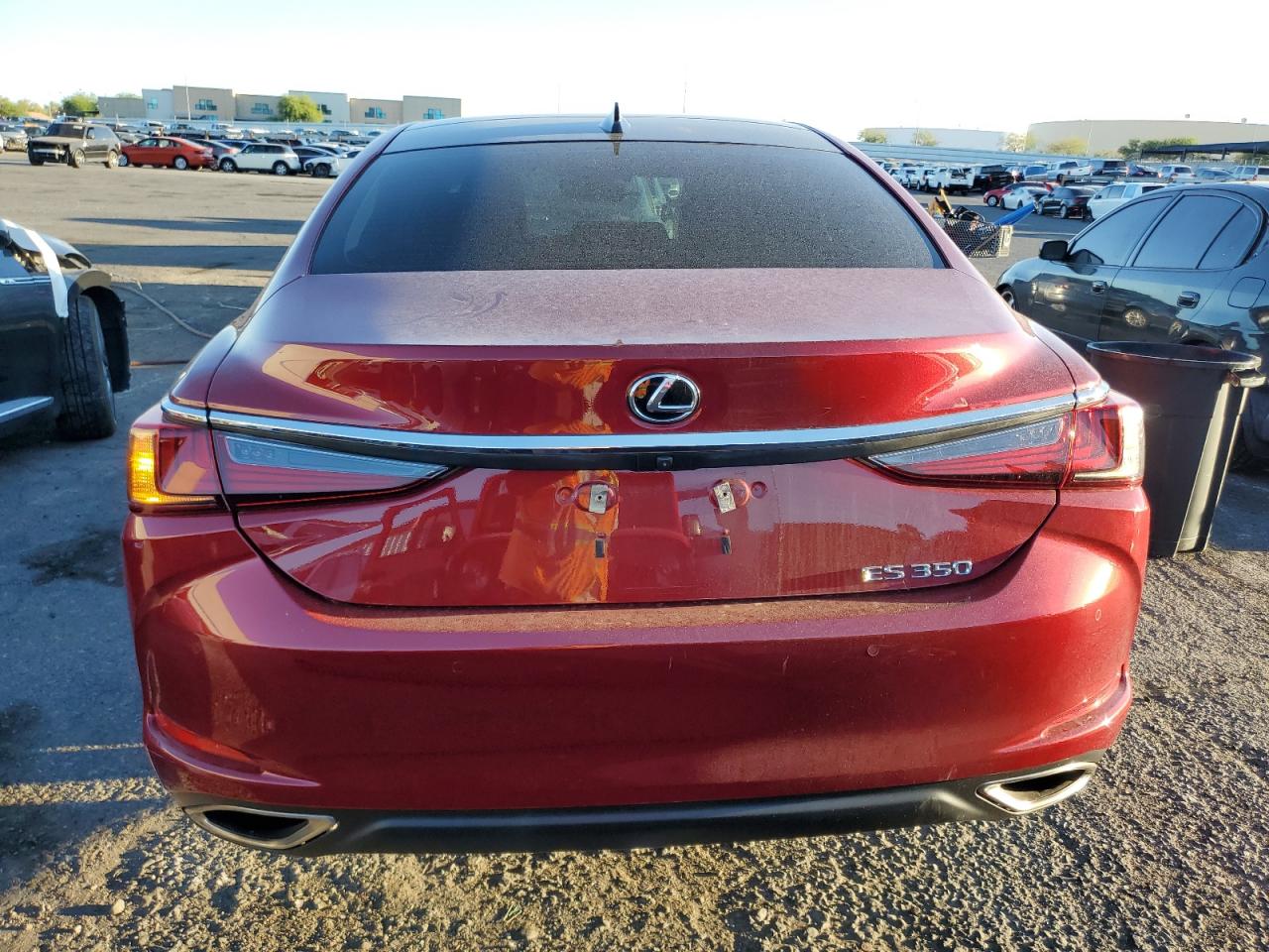 Photo 5 VIN: 58ADZ1B17LU053217 - LEXUS ES 