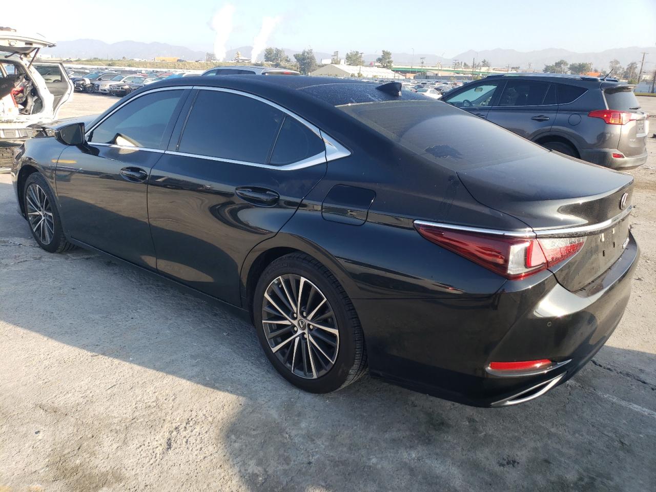 Photo 1 VIN: 58ADZ1B17NU139033 - LEXUS ES 