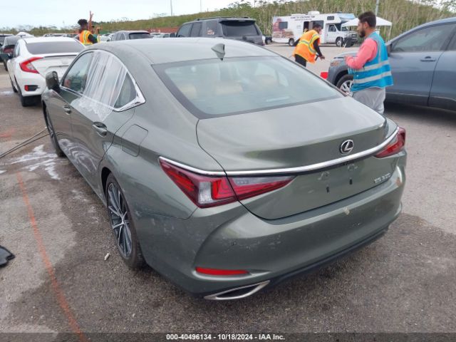 Photo 2 VIN: 58ADZ1B17RU180879 - LEXUS ES 