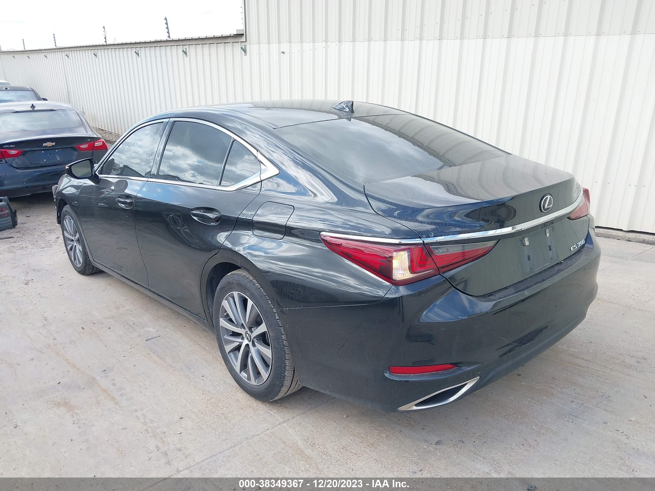 Photo 2 VIN: 58ADZ1B19LU078295 - LEXUS ES 