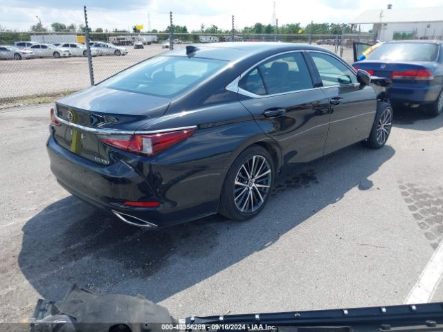 Photo 3 VIN: 58ADZ1B19RU169883 - LEXUS ES 