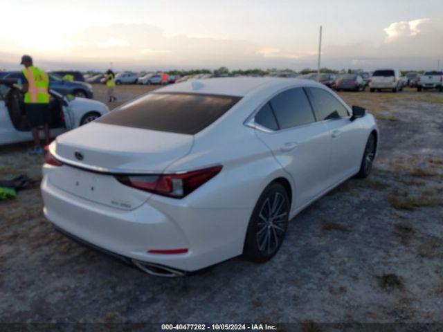 Photo 3 VIN: 58ADZ1B19RU173576 - LEXUS ES 