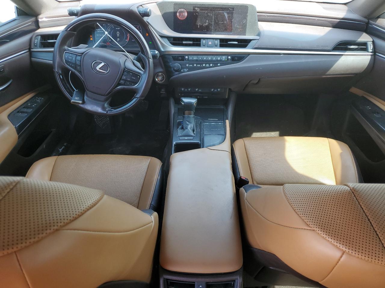 Photo 7 VIN: 58ADZ1B1XLU060856 - LEXUS ES 