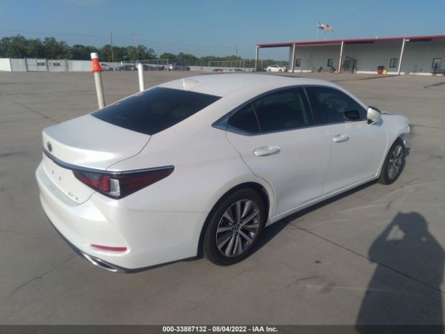 Photo 3 VIN: 58ADZ1B1XLU069539 - LEXUS ES 