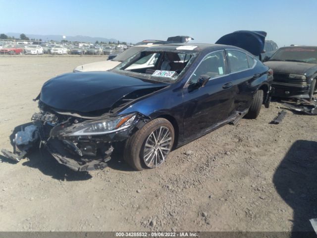 Photo 1 VIN: 58ADZ1B1XNU126275 - LEXUS ES 