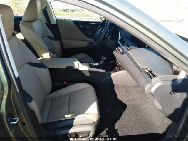 Photo 4 VIN: 58AE21B13LU007571 - LEXUS ES 300H 