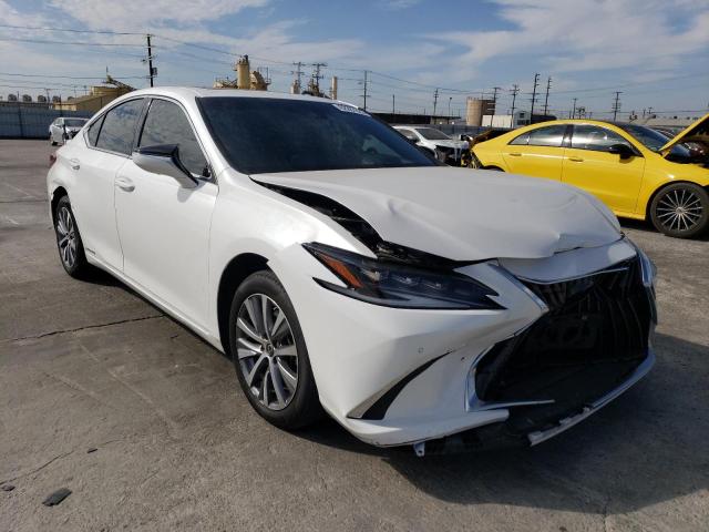 Photo 3 VIN: 58AEA1C13NU019501 - LEXUS ES 300H BA 