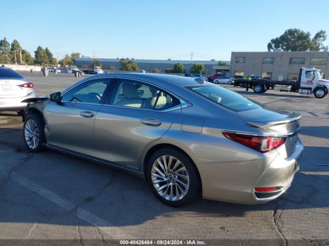 Photo 2 VIN: 58AEA1C16MU001444 - LEXUS ES 