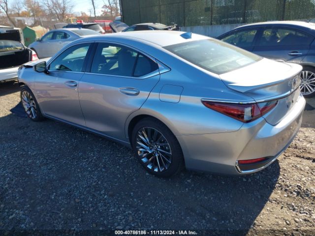 Photo 2 VIN: 58AEA1C16RU052885 - LEXUS ES 