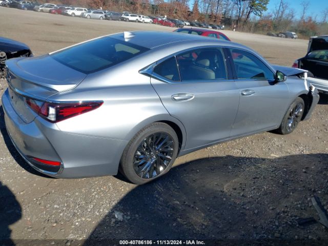 Photo 3 VIN: 58AEA1C16RU052885 - LEXUS ES 