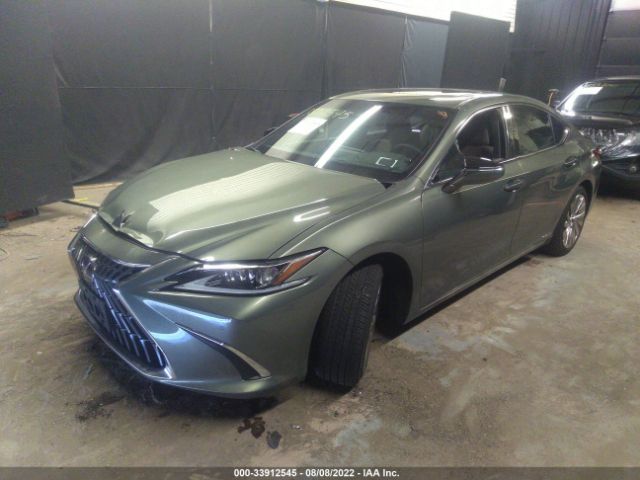 Photo 1 VIN: 58AEA1C17NU021011 - LEXUS ES 