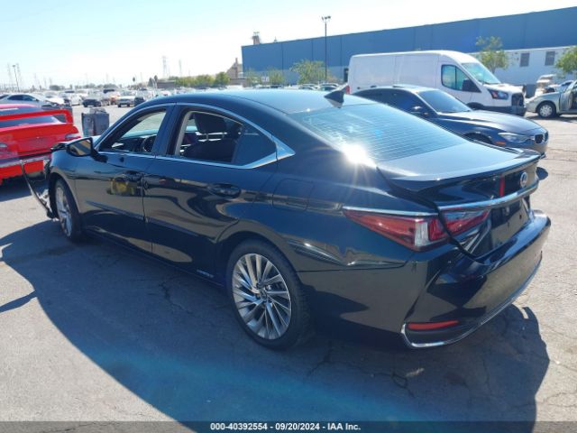 Photo 2 VIN: 58AEA1C18MU001736 - LEXUS ES 