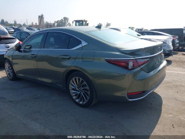 Photo 2 VIN: 58AEA1C18MU003308 - LEXUS ES 300H 