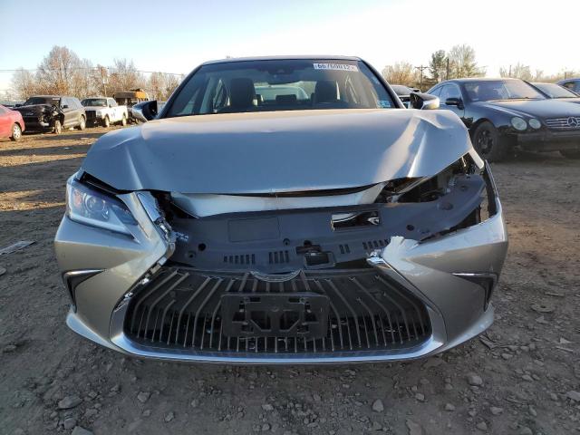 Photo 4 VIN: 58AEZ1B12LU055302 - LEXUS ES 350 LUX 