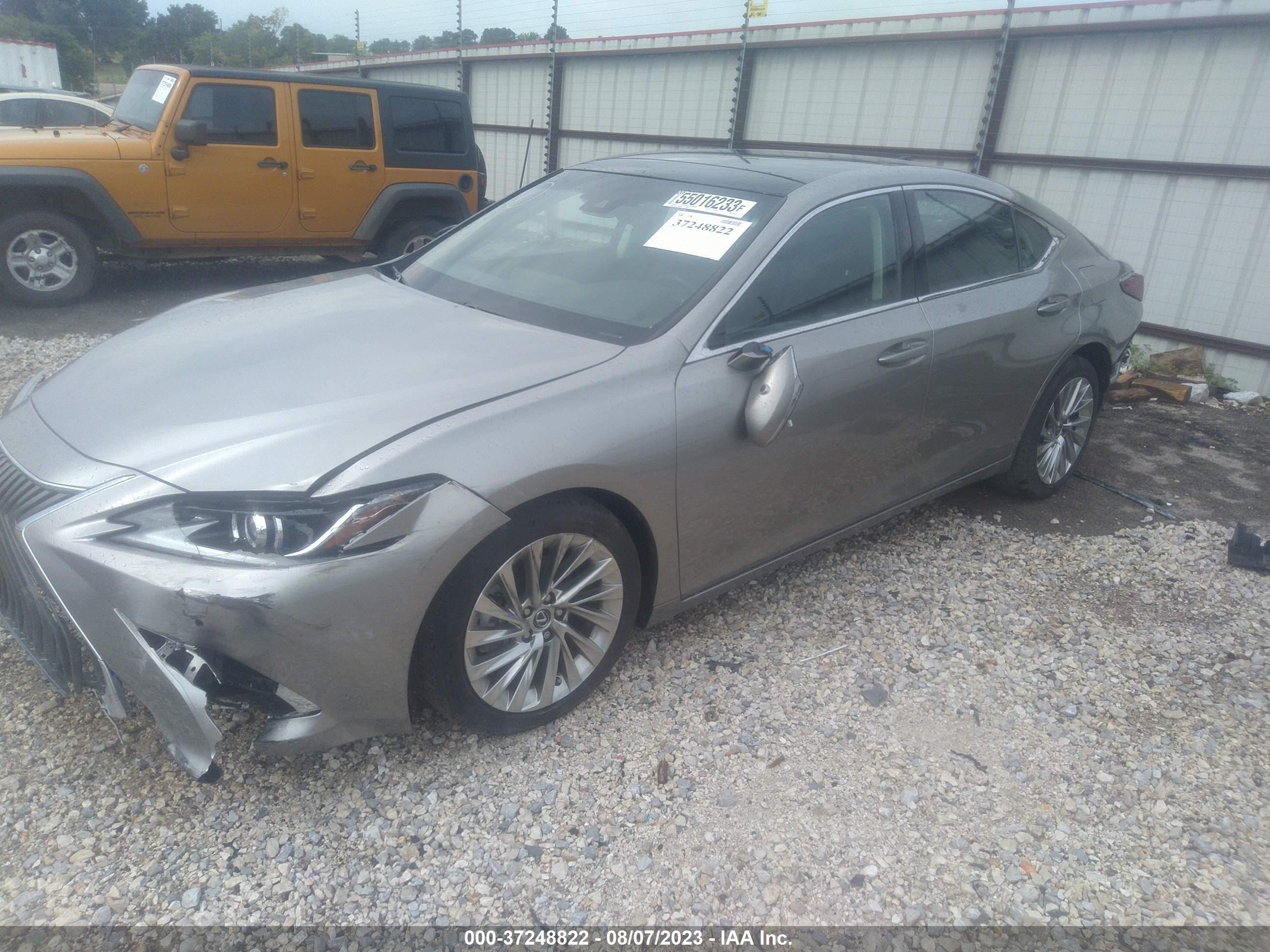 Photo 1 VIN: 58AEZ1B15LU074507 - LEXUS ES 