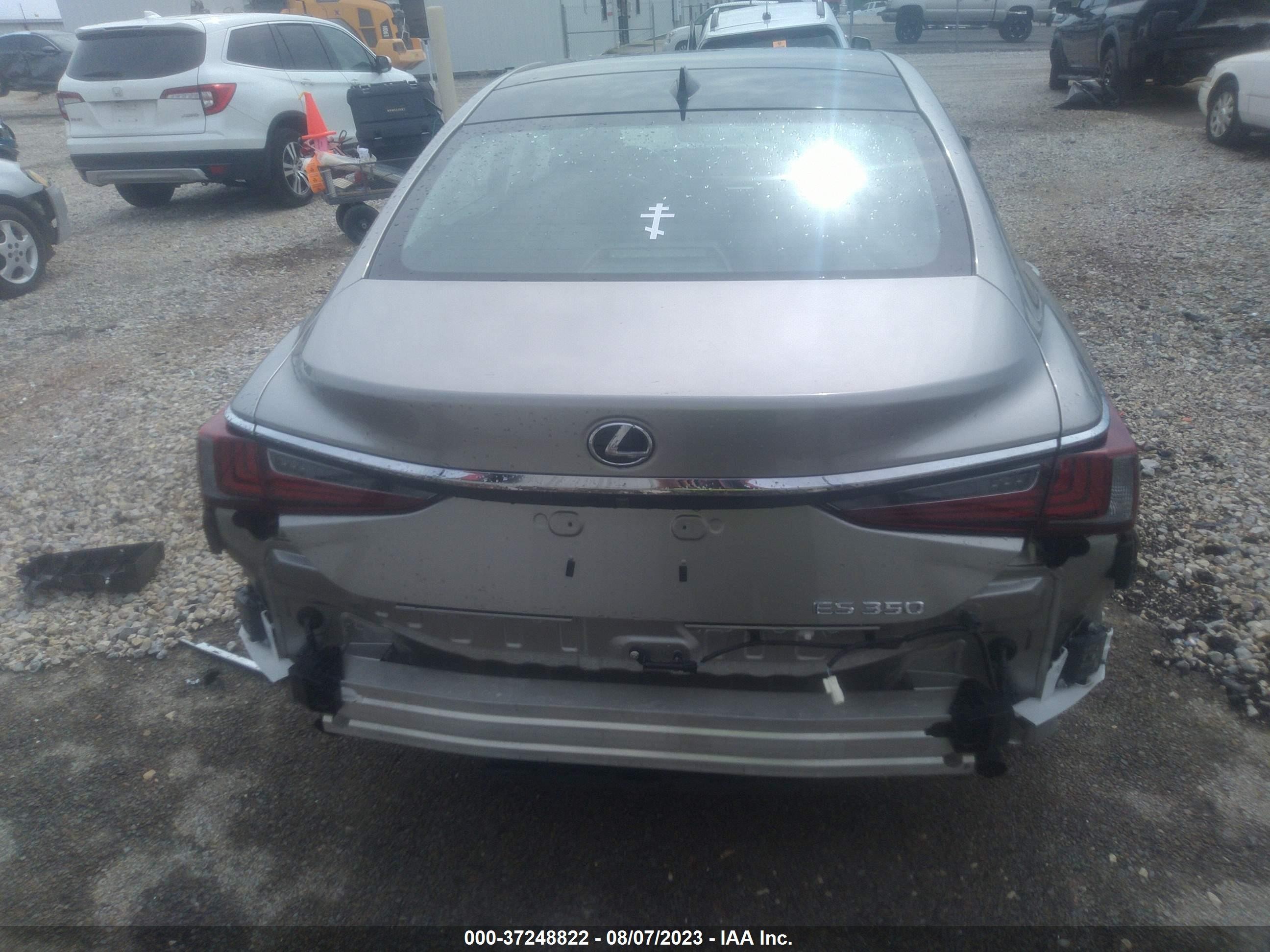 Photo 16 VIN: 58AEZ1B15LU074507 - LEXUS ES 