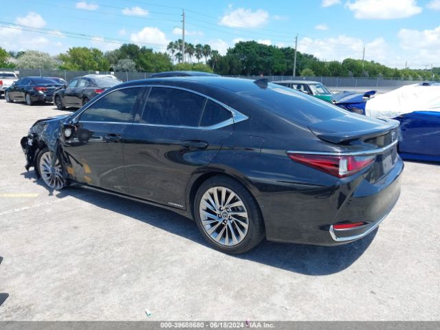 Photo 2 VIN: 58AFA1C10NU025955 - LEXUS ES 