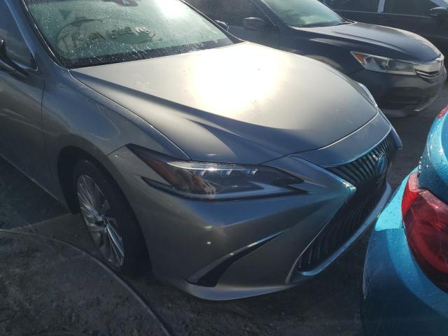 Photo 4 VIN: 58AFA1C11MU002554 - LEXUS ES 300H UL 