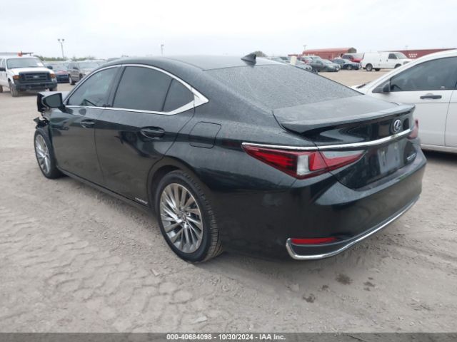 Photo 2 VIN: 58AFA1C13MU013099 - LEXUS ES 