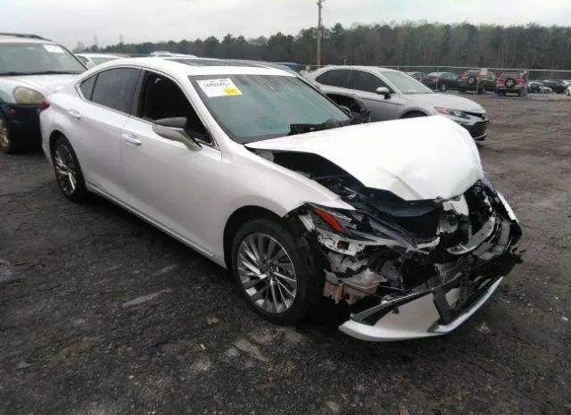 Photo 0 VIN: 58AFA1C16NU019044 - LEXUS ES 