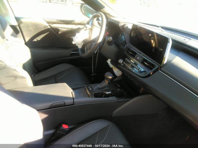 Photo 4 VIN: 58AFA1C18RU043870 - LEXUS ES 